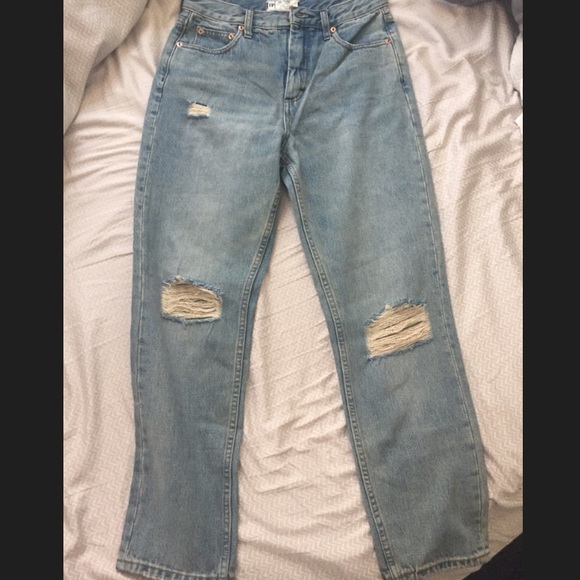 SOLD NWOT Free People Distressed Denim Jeans - Picture 6 of 7